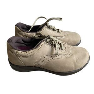 SAS Easy Walk Shoes Women 8.5 W Beige Lace Up Comfort Orthotic Footwork